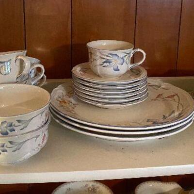 https://www.ebay.com/itm/114745662889	CT7054 Lot of China  Local Pickup	Auction
