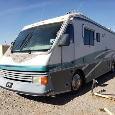 250 â€¢ 1993 Spartan Motor Home With Electric Motorcycle Rack