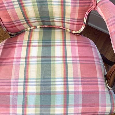 Pair of vintage plaid chairs. Each chair measures 25" x 19" x35"