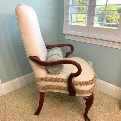Arm chair with fringe detail measures 26