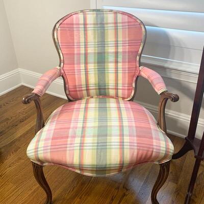 Pair of vintage plaid chairs. Each chair measures 25" x 19" x35"