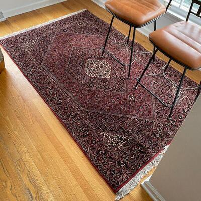 FINELY WOVEN WOOL RUG