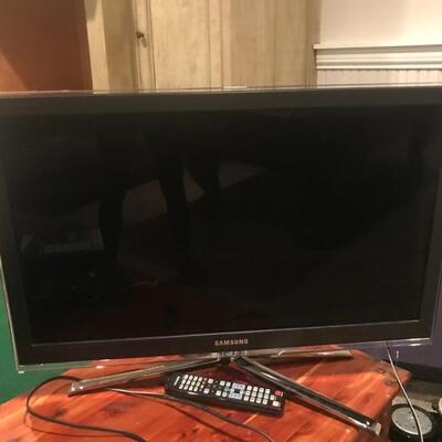Samsung 24 Inch TV