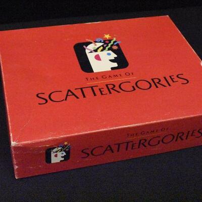 Scattergories Board Game - Milton Bradley