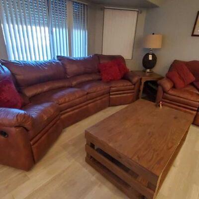 1000	

4 Seat Leather Couch With Love Seat
Measures Approx 124