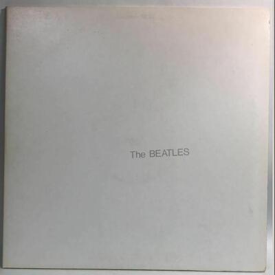 https://www.ebay.com/itm/124680457497	BM0127A THE BEATLES "WHITE ALBUM" SWBO 101 WITH FOLD OUT POSTER	Auction
