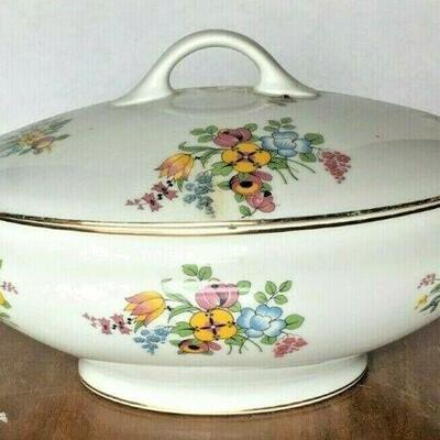 https://www.ebay.com/itm/114766166020	CC0042 LIMOGES SOUP TUREEN	Auction

