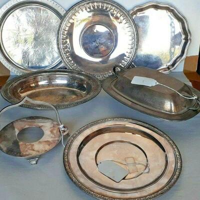 https://www.ebay.com/itm/114779788273	CC8011 LOT OF 7 SILVERPLATE METALWARE DISHES	Auction
