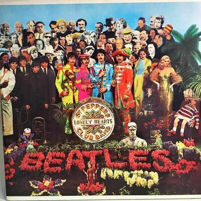 https://www.ebay.com/itm/114766166047	BM0116A THE BEATLES " SGT PEPPERS LONELY HEARTS CLUB BAND" 2653 LP USA W CUTOUT	Auction
