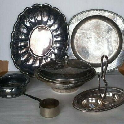 https://www.ebay.com/itm/114766166024	CC8009 LOT OF 6 SILVERPLATE DISHES FOR HOUSEHOULD DECOR	Auction
