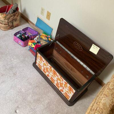 Grandkids toy box ++