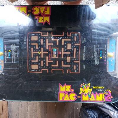 10000	

Ms. Pacman Arcade Table
Measures Approx: 22