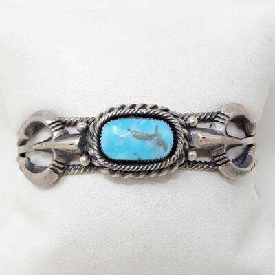 1126	

Native American Sterling Silver Cuff With Turquoise Stone, 25.5g
Measures Approx 2.5