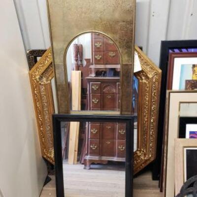 7006	

4 Mirrors
Ranging In Size From Approx: 34" x 48" - 21.5" x 28"