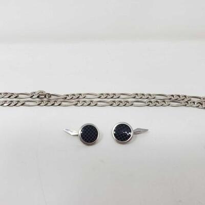 1318	

.925 Sterling Silver Chain Necklace And Cuff Links, 64g
Overall Weight Is Approx 64g. Necklace Measures Approx 20