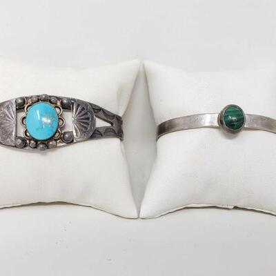 1316	

Two .925 Sterling Silver Turquoise Cuffs, 42g
Overall Weight Is 42g. Ranging In Size From Approx 3" - 2.75"
