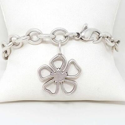 1283	

Tiffany&Co Bracelet With Flower Pendant- 30.8g
Weighs Approx 30.8g