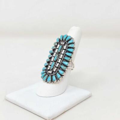 1216	

Native American Turquoise Cluster Sterling Silver Ring, 7.5g
Weighs Approx. 7.5g
Measures Approx. 1.7"
Size 7.5
STERLING SILVER