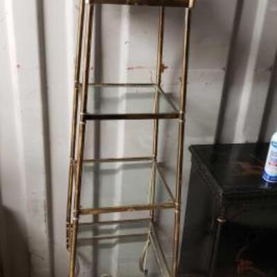 7016	

Brass Display Shelving Unit
Measures Approx: 16.5" x 16.5" x 73"