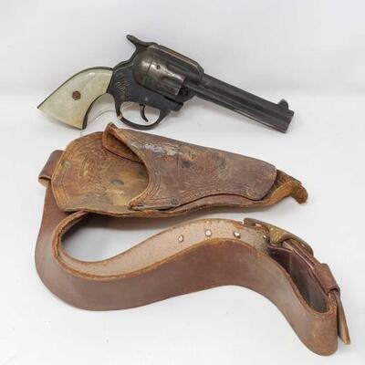 543	

Replica Gene Autry With Holster
Replica Gene Autry With Holster