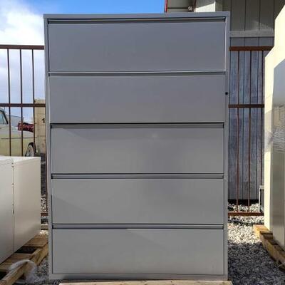 15018	

Two Metal File Cabinets
One Measures Approx: 42"Ã—18" Other Measures Approx: 30"Ã—20