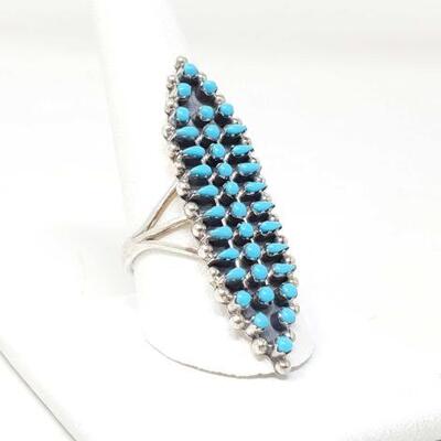 1162	

Native American Sterling Silver Ring With Turquoise, 7.8g
Size 9 Weighs Approx 7.8g