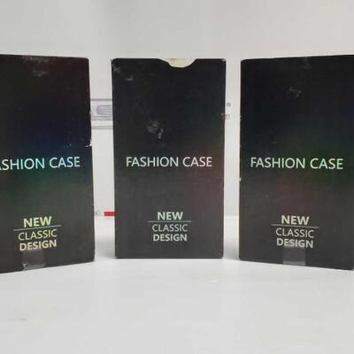 2630	

Fashion Case New Classic Design
Fashion Case New Classic Design Measures approx. 5.8"