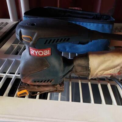 6026	

Ryobi Sander
Ryobi Sander