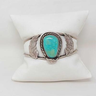 1242	

Native American Tobais Turquoise Sterling Silver Cuff, 24.4g
Weighs Approx. 24.4g Measures Approx. 1.5"Ã—2.5" .925...