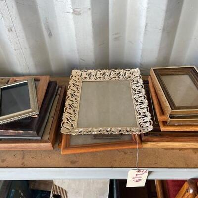 5014	

17 Picture Frames
7â€x5â€- 11.5â€x9.5â€