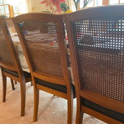 Vintage Henredon Dining Table, 2 Leafs & 8 Chairs w/Table Pad - 65" Length + 20" per Leaf x 45" Wide x 29" Tall -...