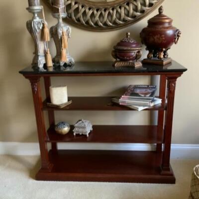4 Tier Marble Bookshelf

Four tier book case with faux marble top. Solid wood

