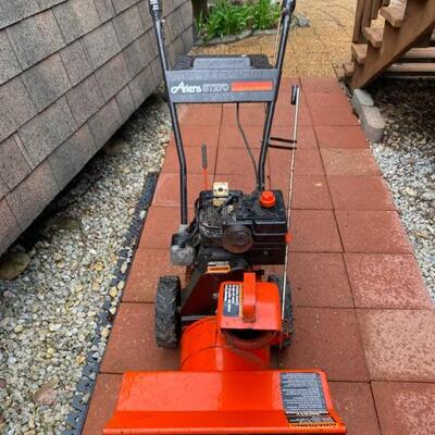 Ariens ST270 Snow Blower