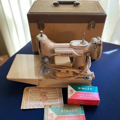 Rare Singer Featherweight sewing machine