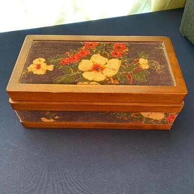 Vintage jewelry box made in Italy