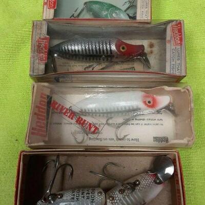 https://www.ebay.com/itm/124707825278	DS3004 LOT OF FOUR USED VINTAGE HEDDON LURES WITH BOXES	10 Day Auction
