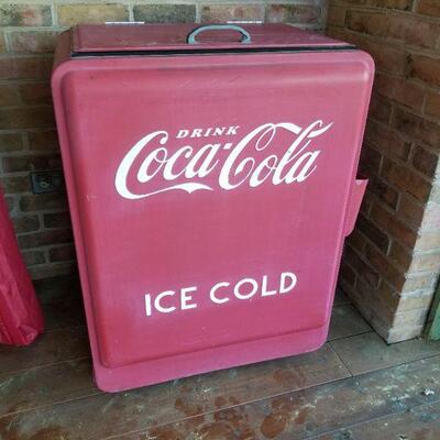 Vintage Coca Cola Ice Chest (storage for cold drinks) 26