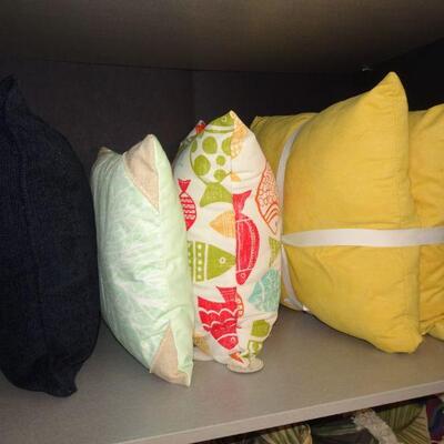 NWT - Indoor & outdoor patio pillows & cushions 