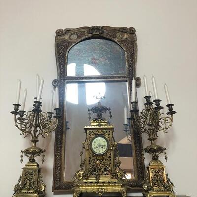 Wowza ! Garniture clock and candelabra set 
