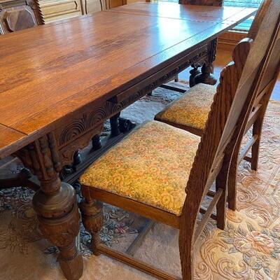 Incredible over the top in PERFECT CONDITION Jacobean dining table ! 