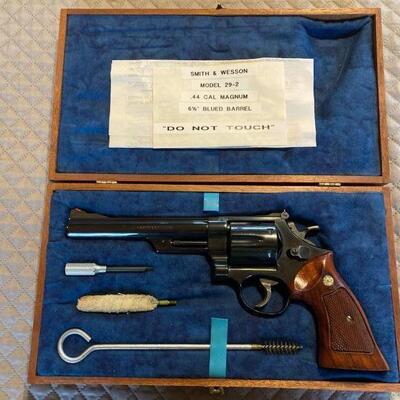 Dirty Harry-Smith & Wesson 44 mag. Will have to be transfered to new owner! 
