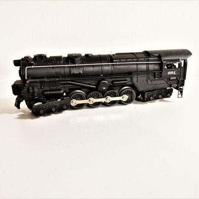 Lionel Train Engine - Vintage - SUPERB SHAPE