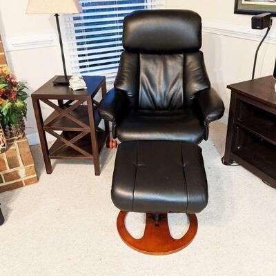 Black leather stressless chair and ottoman