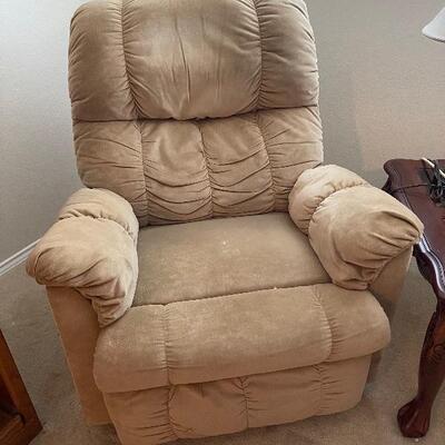 bassett recliner