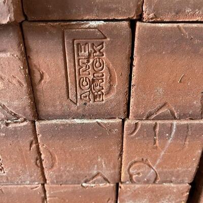 acme bricks (600 approx)