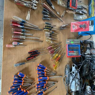 Sets of screwdrivers