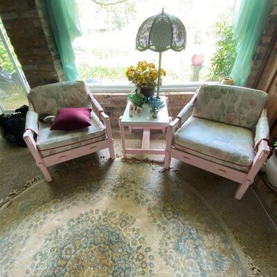 https://www.ebay.com/itm/124694831537	CV9028 Mid Century Pink 2 Lounge Chairs w/ Table -4/30/21 Pickup Only Estate Sale Pickup Only...