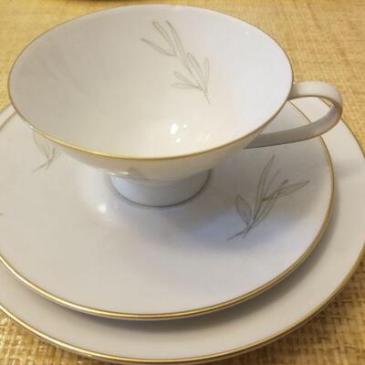 Vintage cup, saucer & dessert plate from Germany - 1950
