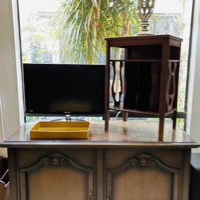 Vintage tables