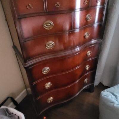 Wood dresser